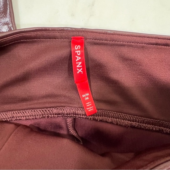 SPANX NWT Faux Patent Leather Hidden Contour Waistband Leggings Sizes S & M - Picture 9 of 15